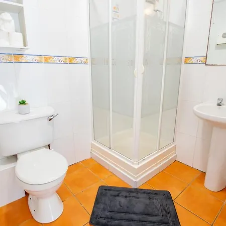Centre 4 Bed - Group & Study Apartament Limerick Junction