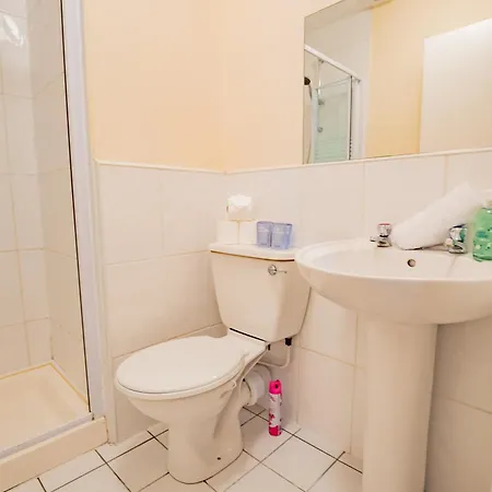 Centre 4 Bed - Group & Study *