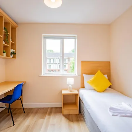 Centre 4 Bed - Group & Study Apartament Limerick Junction