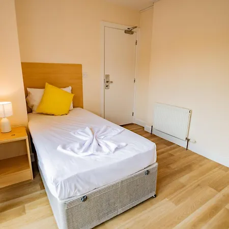Centre 4 Bed - Group & Study *