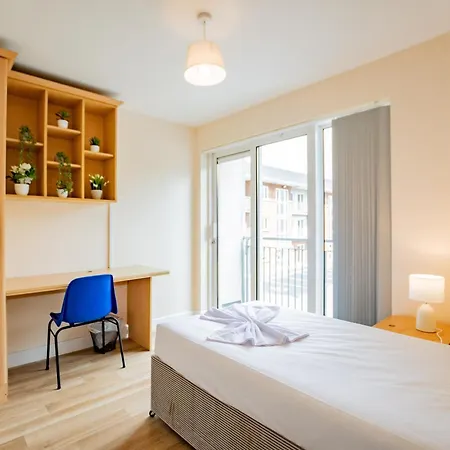 Apartament Centre 4 Bed - Group & Study