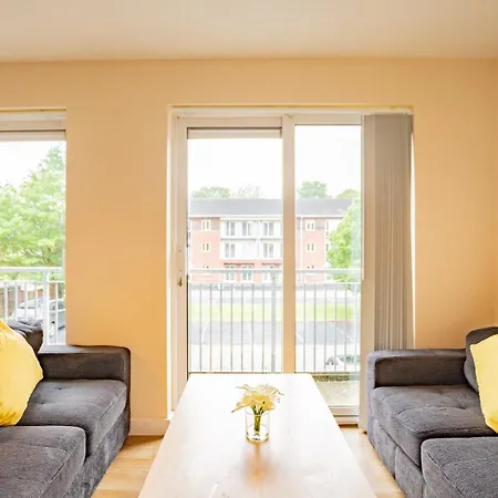 Centre 4 Bed - Group & Study *